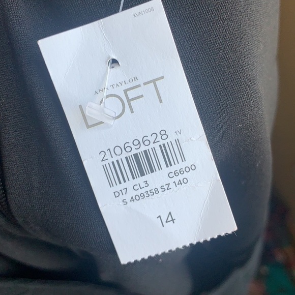 LOFT Black Textured Sleeveless Dress - Picture 6 of 7